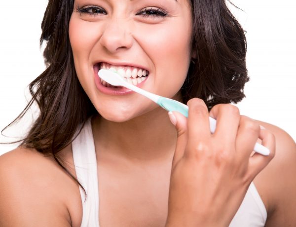 Le cose da sapere sui dentifrici